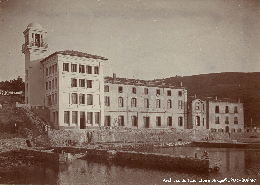 OOB batiment historique Laboratoire Arago 1930